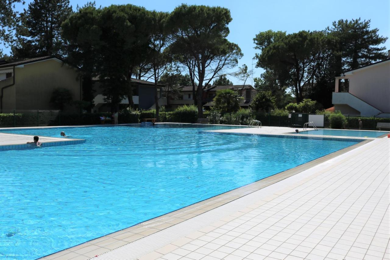 Lovely Flat With Garden And Pool - Beahost *